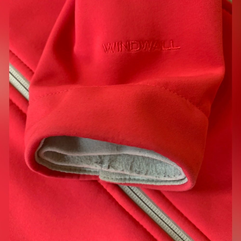 The North Face Women's Pink Bomber Jacket - Picture 13 of 15